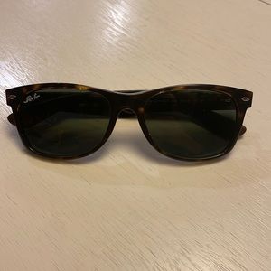 Ray ban RB2132